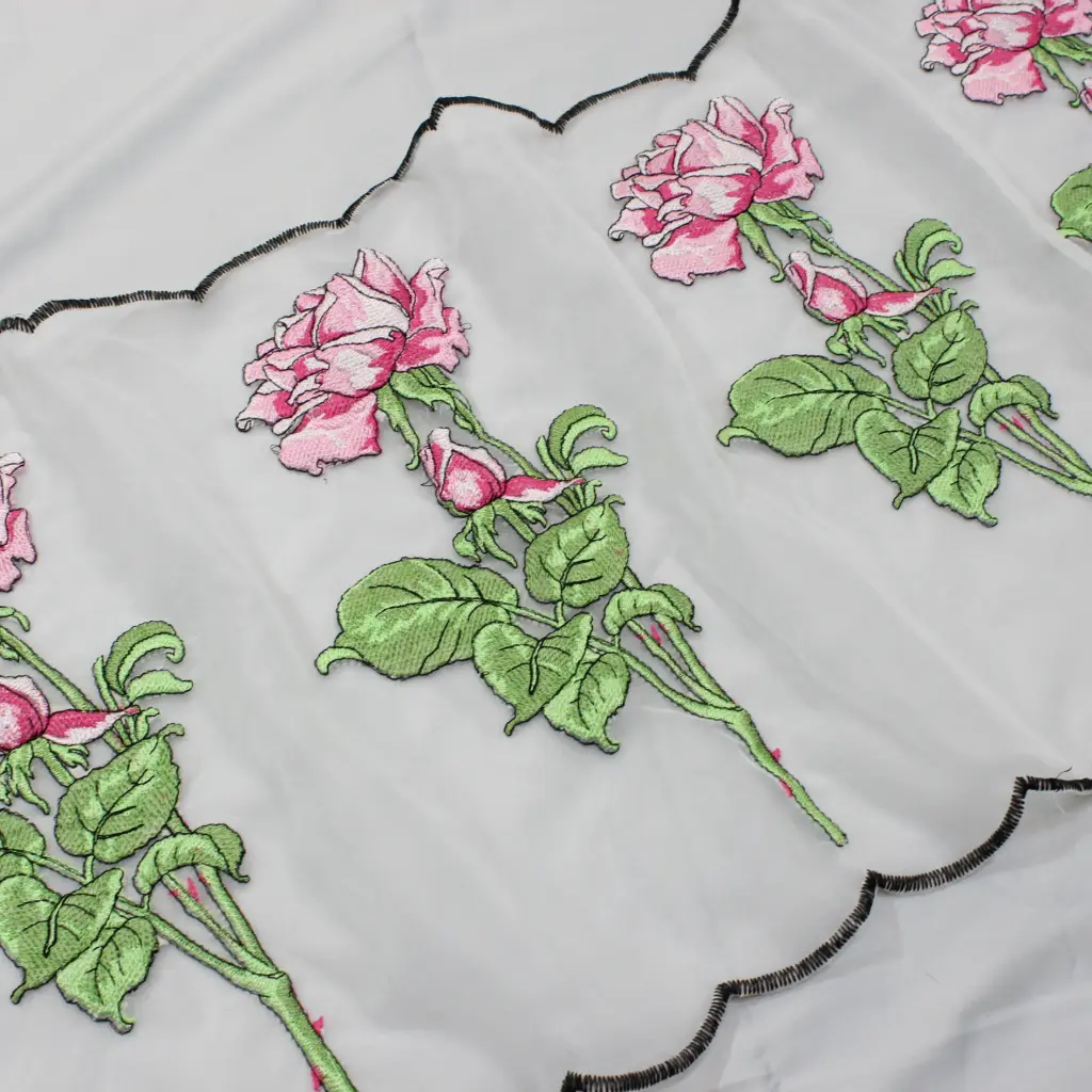 Exotic Roses on Organza - 2mtr (Pink)